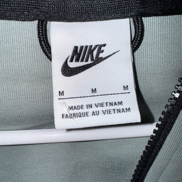 Nike Tech zip up hoodie - Picture 4 of 5
